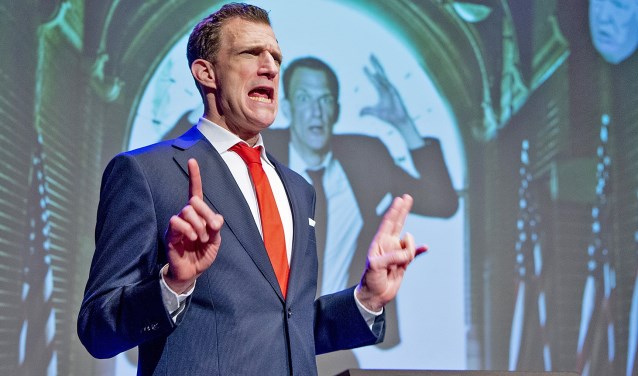 Greg Shapiro brengt zijn show 'The Madness of King Donald'.