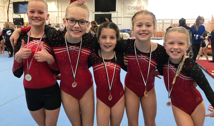 Carlijn, Ayla, Rachel, Loulou, Sophie