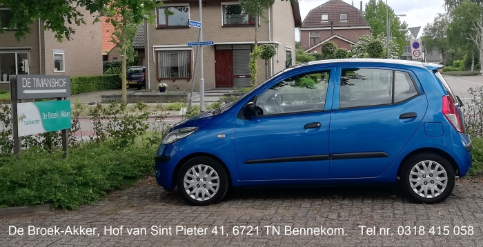 Toegang naar De Broek-Akker vanaf de Commandeursweg / vrije parkeerplaats eigen auto