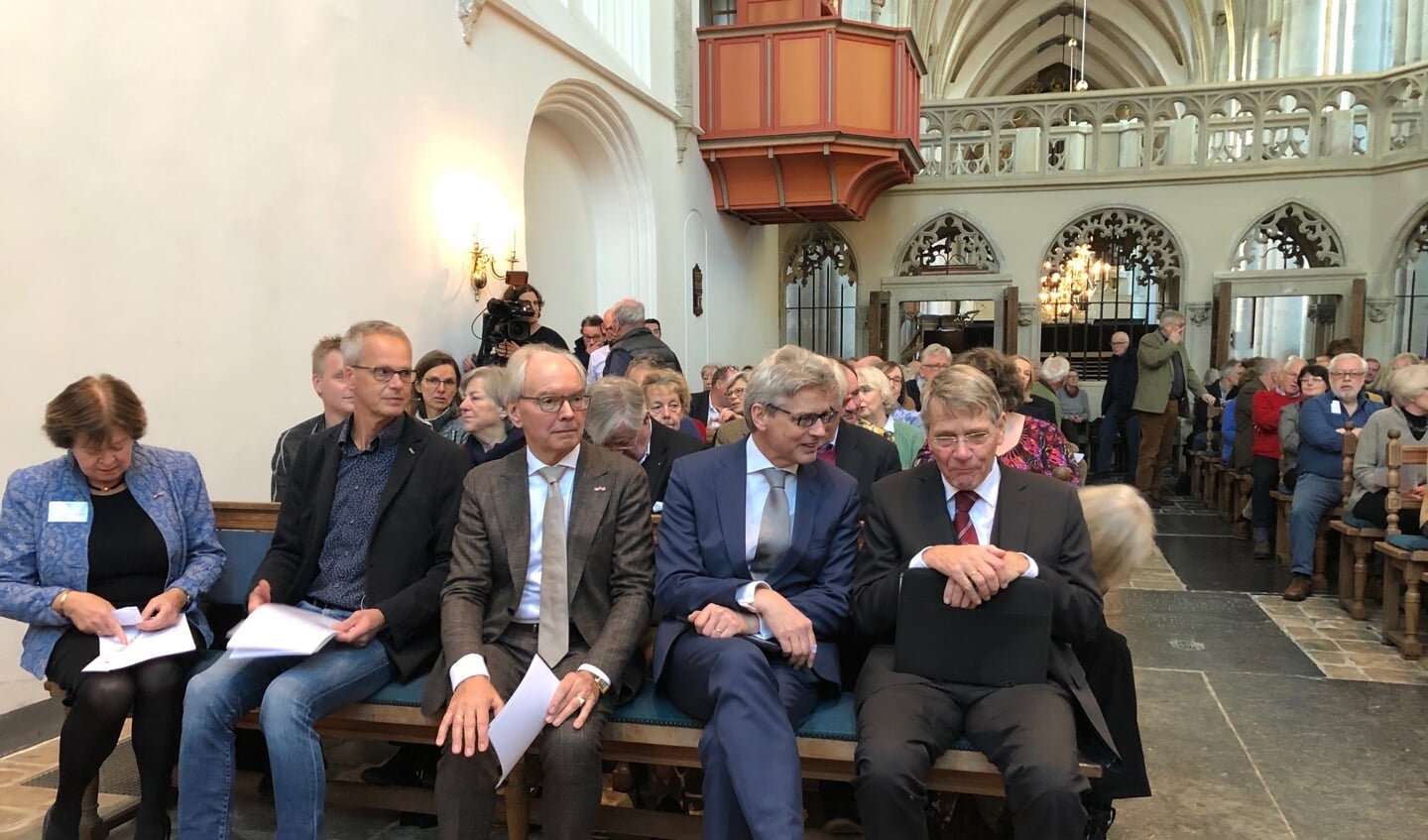 Zaterdagmiddag vond een speciale bijeenkomst rond Johan van Oldenbarnevelt plaats in de Sint-Joriskerk in Amersfoort. Minister van Staat, Piet Hein Donner, was hierbij aanwezig. 