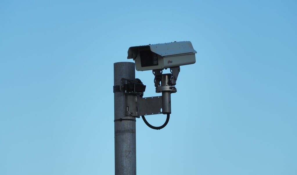 De gemeente Scherpenzeel plaatst een camera bij het gemeentehuis.