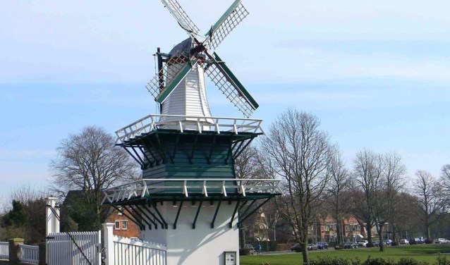 Het markante molentje is een geliefd object bij fotografen.