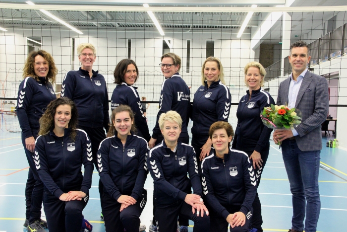 Set Up dames 5 met hun sponsor