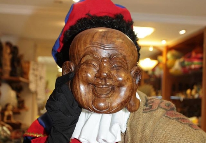 Zwarte Piet bij Toko Neba