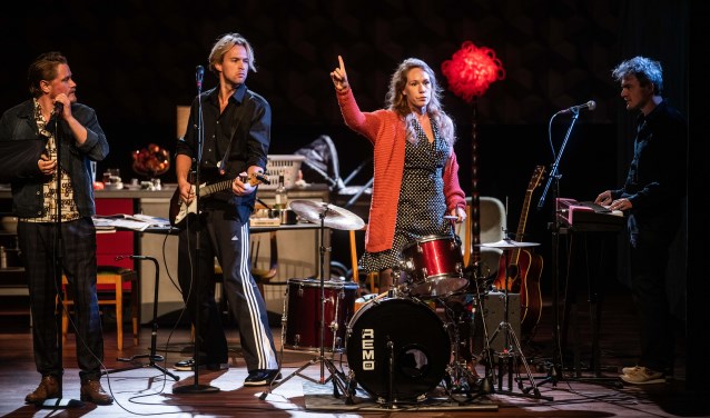 'Vijand van het volk', van Theatergroep Suburbia