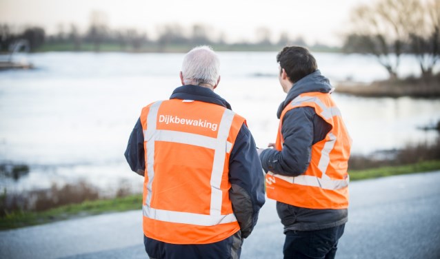 Het dijkleger van Waterschap Rivierenland oefent regelmatig.