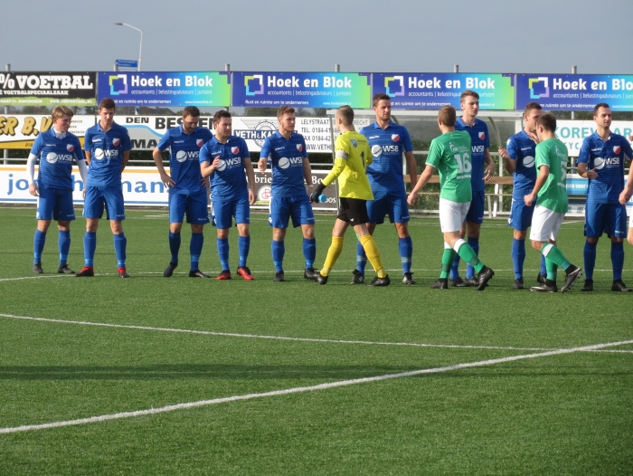 Handen schudden vooraf bij VVAC Hardinxveld