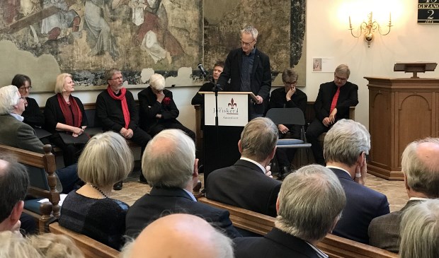 Zaterdagmiddag vond een speciale bijeenkomst rond Johan van Oldenbarnevelt plaats in de Sint-Joriskerk in Amersfoort. Minister van Staat, Piet Hein Donner, was hierbij aanwezig.