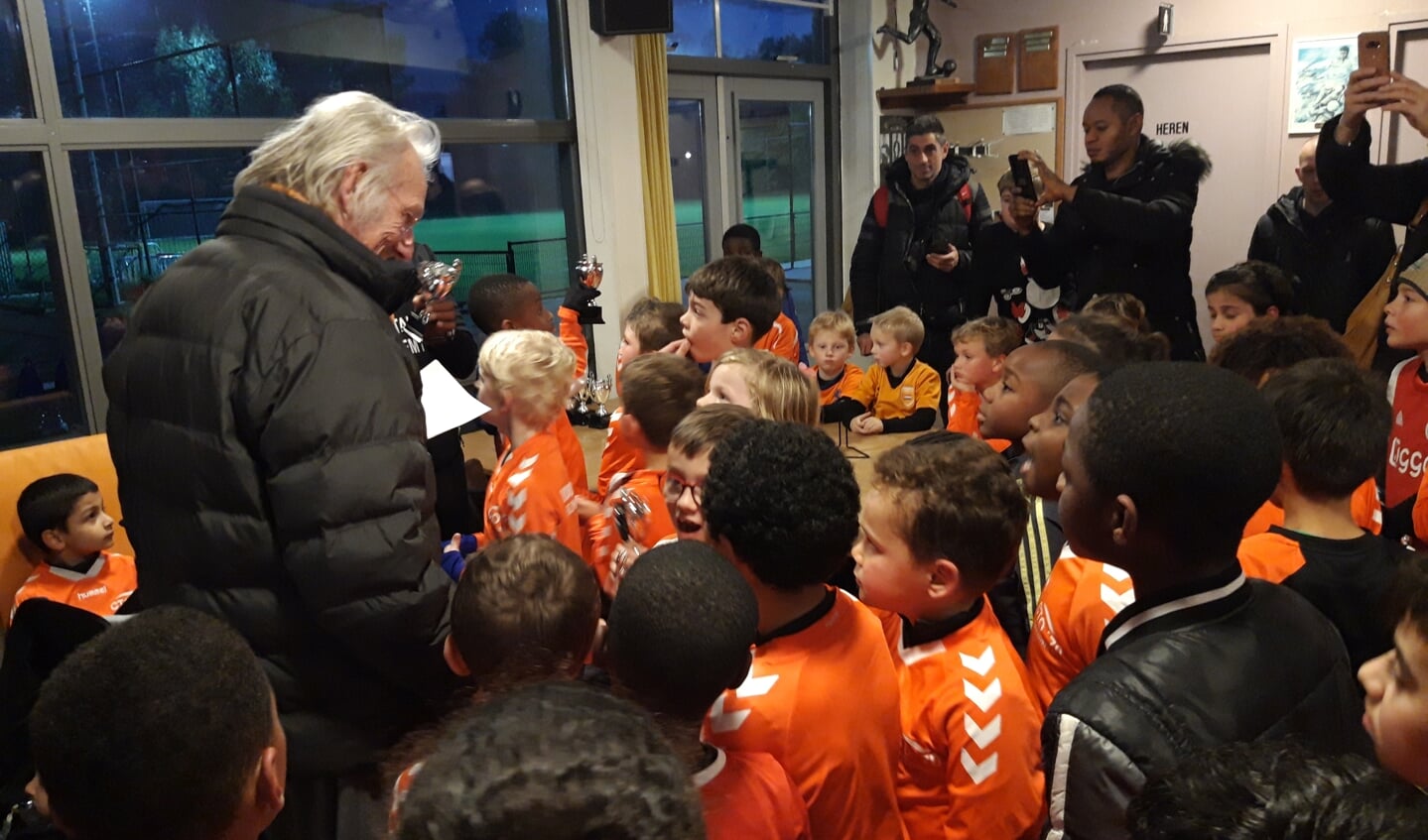 Freek de Jonge op bezoek bij vv CTO '70