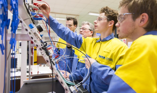 Leerlingen van de Tata Steel Academy.