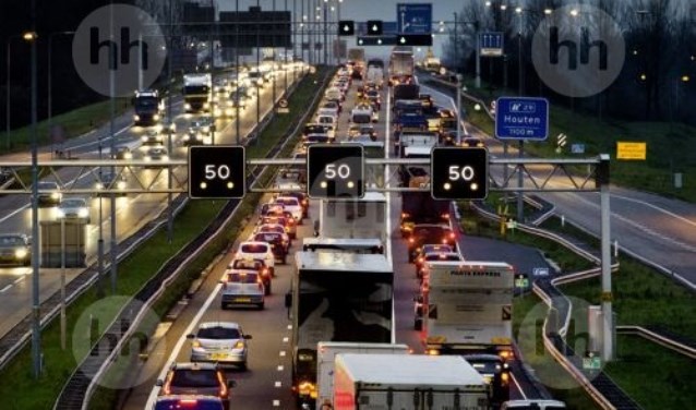 File op de A27.