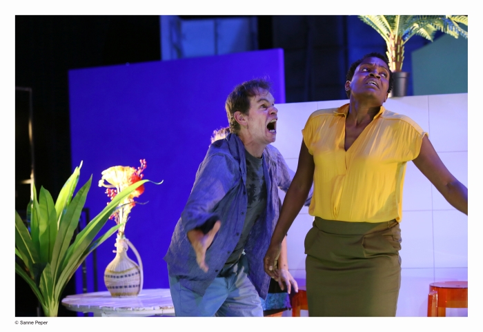Hein van der Heijden en Romana Vrede in 'Sexual Healing' van Het Nationale Theater