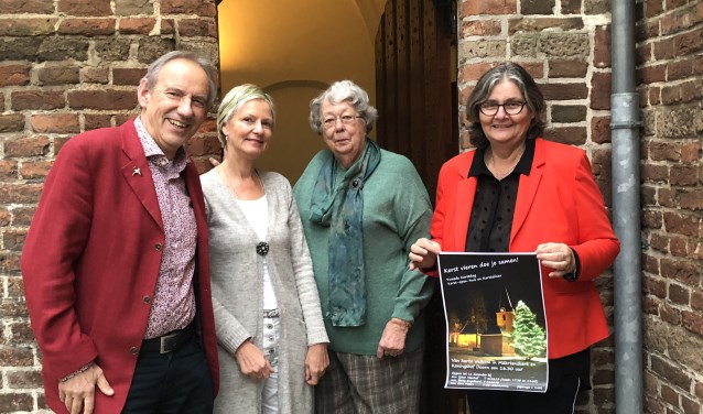 (v.l.n.r.) Teun Kruijswijk Jansen, Gina Peters, Betty Engelhard en Sjaan Veenhof: ,,Iedereen is tweede kerstdag welkom."