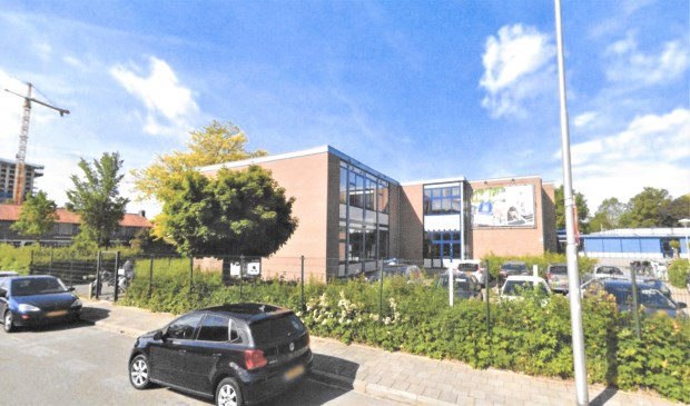 Mavo Muurhuizen aan de Zangvogelweg: 'Onveilige fietsroute'