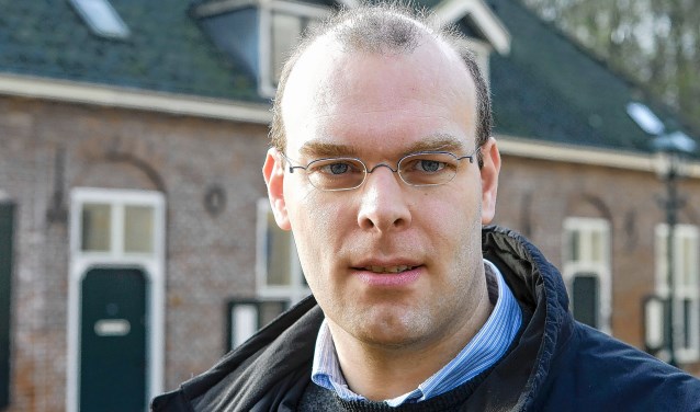De begroting die wethouder Gerrit Boonzaaijer (SGP) aan de gemeenteraad heeft voorgelegd, zorgt voor politieke spanningen.