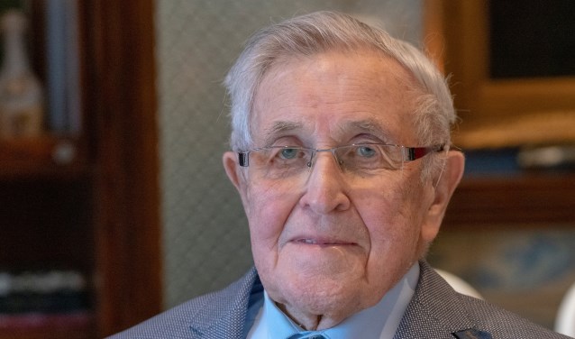 Jan Reinier van Poppelen tijdens zijn 96e verjaardag, februari vorig jaar.