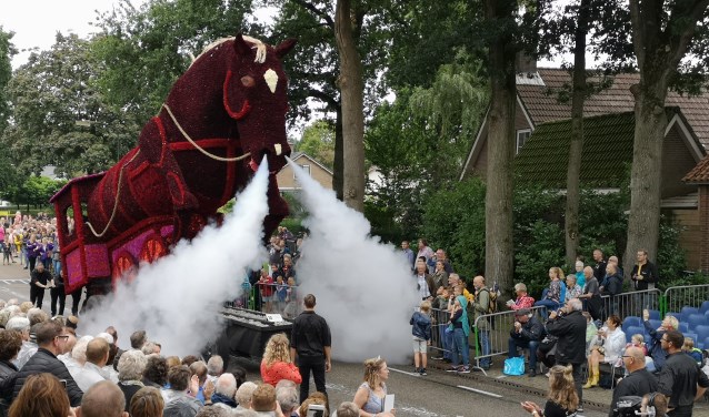 Indrukwekkende wagens, zoals 'Het ijzeren paard,' zullen in 2020 aan de Hoflaan te zien zijn.