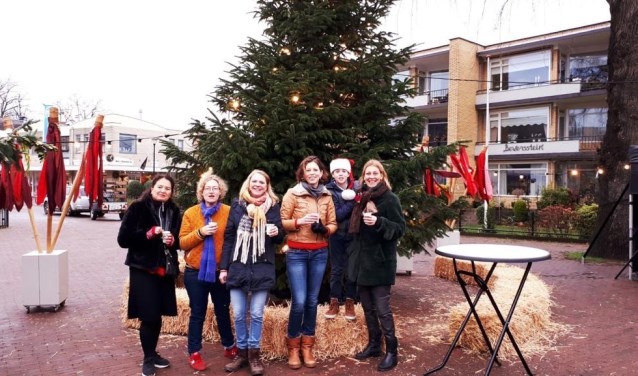 De initiatiefnemers van het Kerstdorp: zaterdag 21 december in winkelgebied Soestdijk.