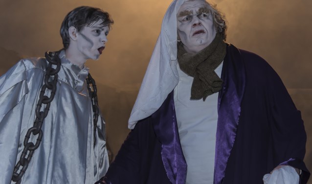 Het bekende verhaal van Scrooge komt tot leven in Theater de Speeldoos.