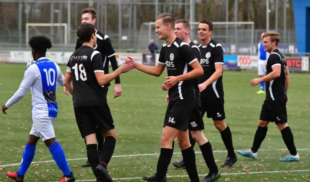 Veel lachende gezichten bij Veensche Boys zaterdag bij de ruime overwinning op Be Quick Zutphen