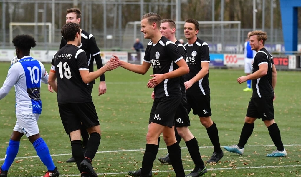 Veel lachende gezichten bij Veensche Boys zaterdag bij de ruime overwinning op Be Quick Zutphen