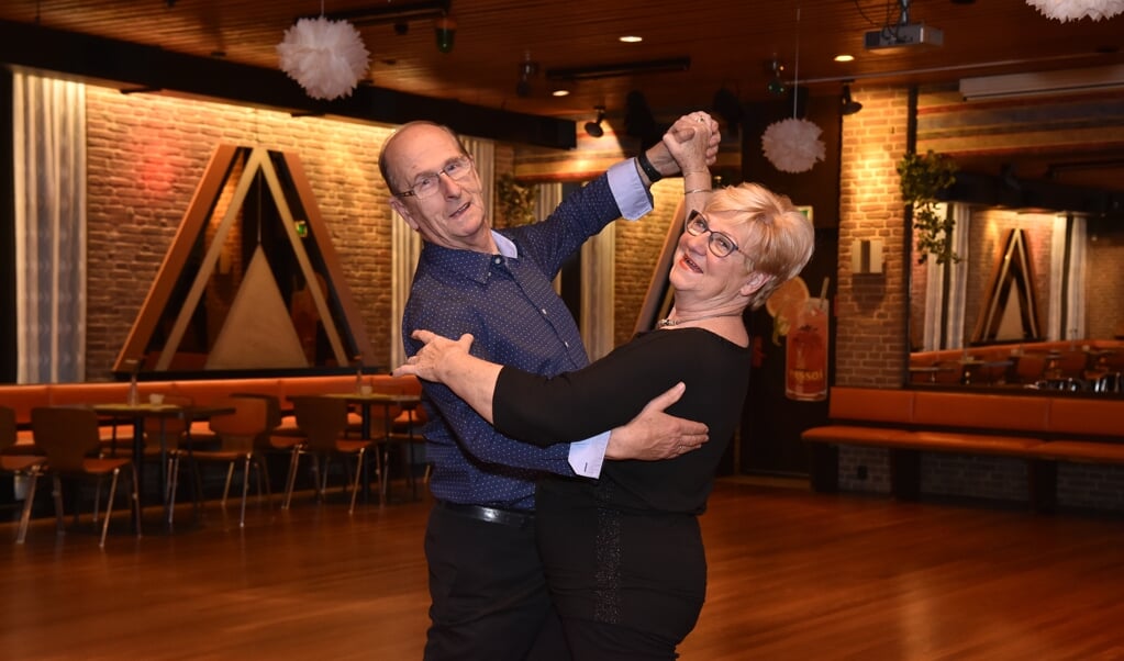 Alles in het leven van Jan en Gina Sepp ademt dans. Na bijna een kwart eeuw stoppen ze met hun Danscentrum, een begrip in Soest.