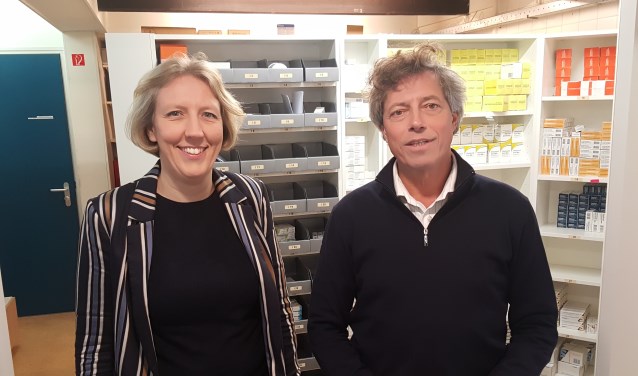 Pieter Vinks met opvolgster Nynke Pilon. ,,De continuïteit van Wolverlei is gewaarborgd."