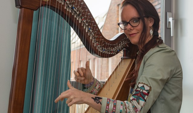 Muziek is een uitlaatklep voor de 35-jarige Amersfoortse Nienke Buiskool Leeuwma.