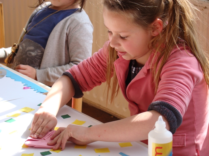 Creatief werken aan het versterken van vaardigheden en zelfvertrouwen.