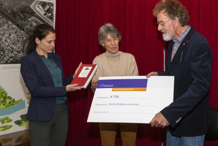 Uitreiking cheque