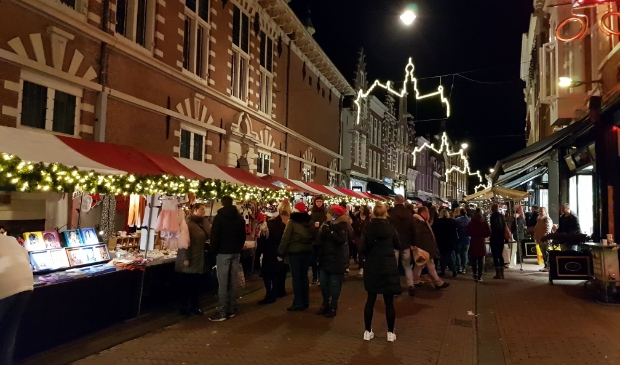 <p>Er is dit jaar twee dagen Kerstmarkt, in plaats van de drie dagen in voorgaande edities.</p>
