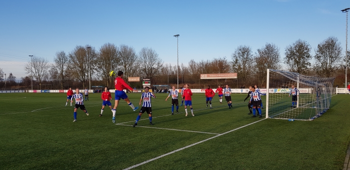 Ouderkerk opnieuw in de aanval