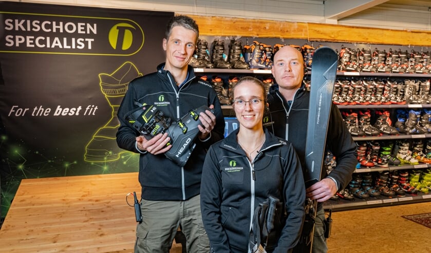 Het team van Van Duinkerken maakt zich op voor het Wintersportweekend.