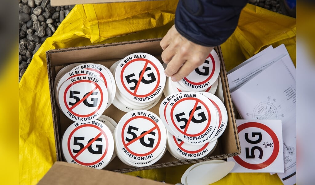 In Den Haag werd eerder al geprotesteerd tegen de komst van 5G zendmasten, tegenstanders beweren dat de straling van 5G slecht is voor de gezondheid.