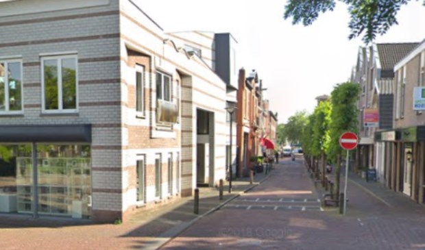 De Dorpsstraat in het Oude Dorp gezien vanaf Museum Van der Togt.