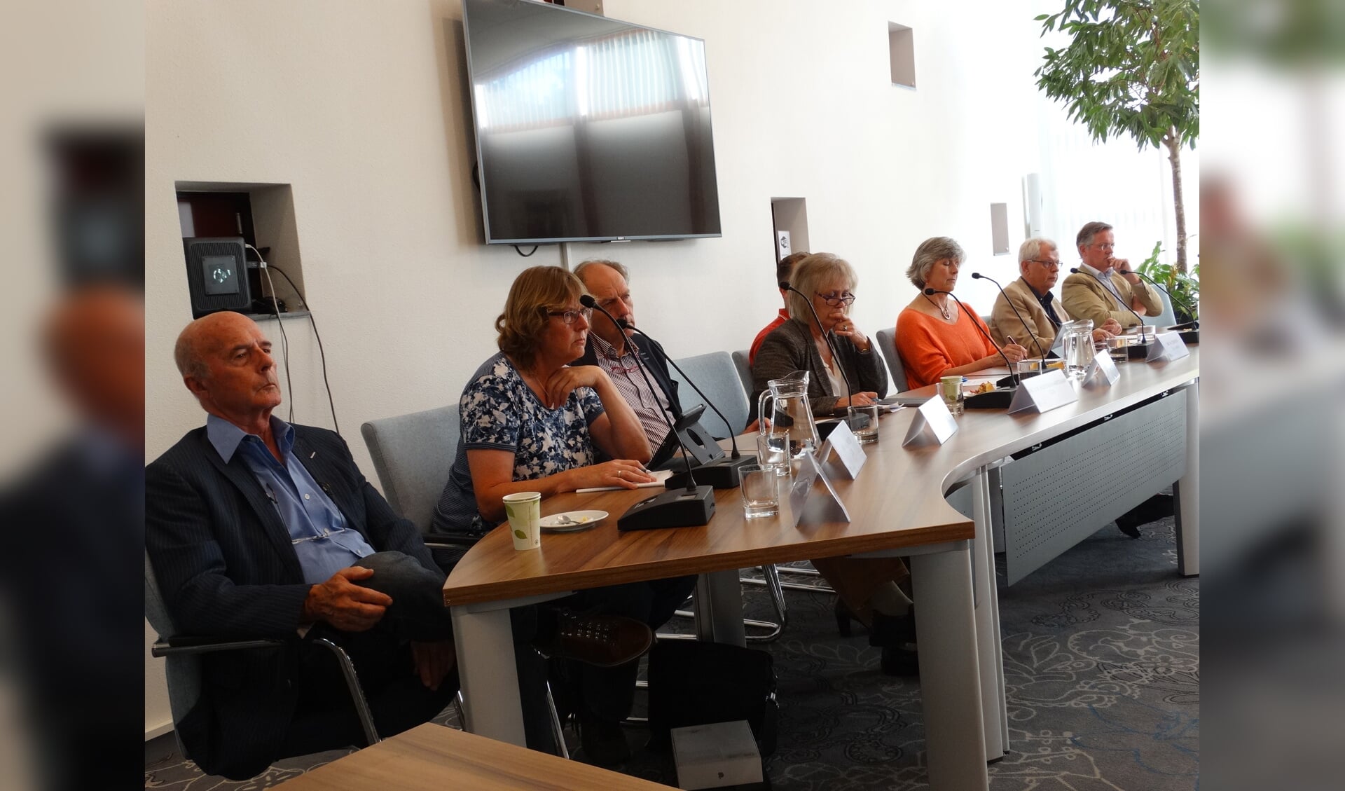 CDA en Liberalen tijdens de raadsvergadering (archief zomer 2018)