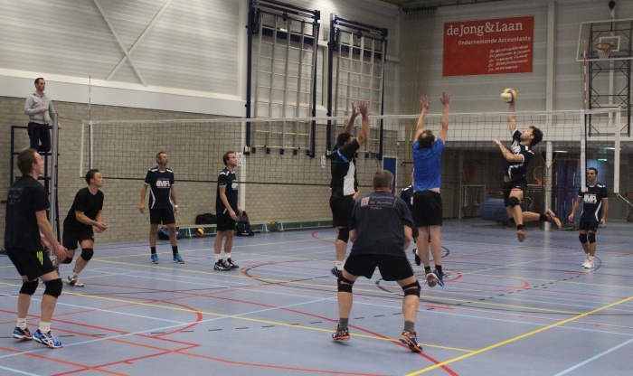 Bus Natuursteen Bedrijfscompetitie zoekt een nieuw team