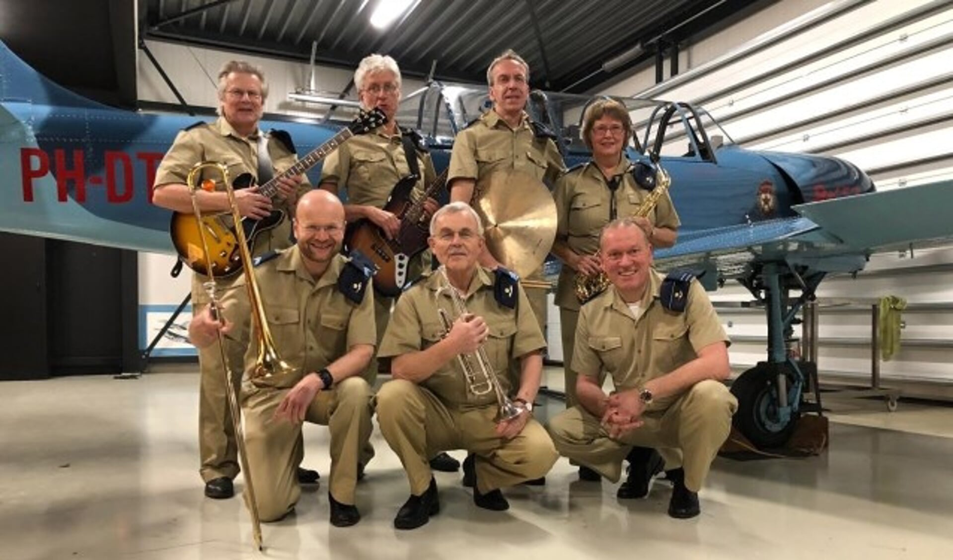 Triple B Jazz Combo speciaal gekleed in het thema voor het optreden tijdens de Nieuwjaarsreceptie 2019 van de Gemeente Ede. Thema: 75 Jaar Herdenken en Vieren in Ede.