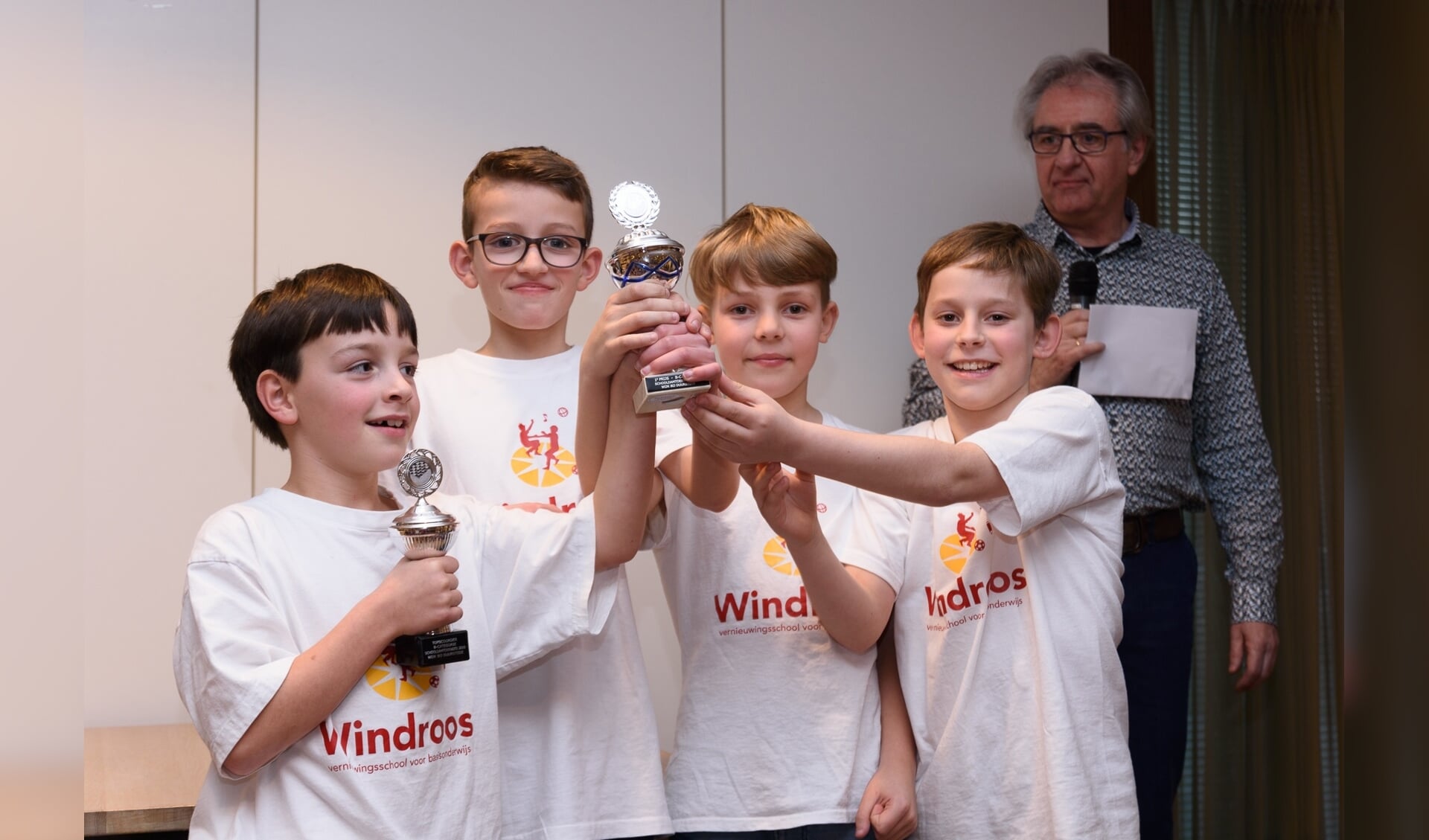 De Windroos 1 wint damkampioenschap onderbouw