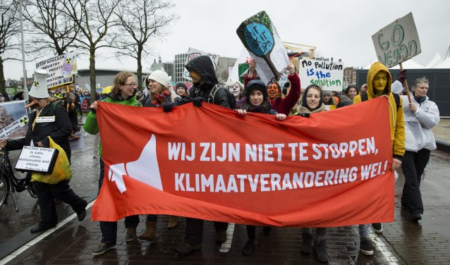 Eerdere gehouden klimaatparade op het Museumplein.