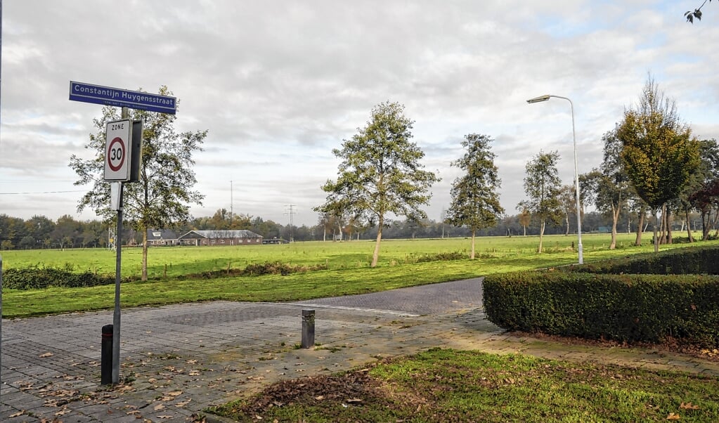 Een eventuele rondweg ten westen van Barneveld komt onder meer tussen de Constantijn Huygensstraat en snelweg A30 te liggen.