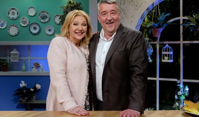 Janny van der Heijden en Robert van Beckhoven van Heel Holland Bakt.