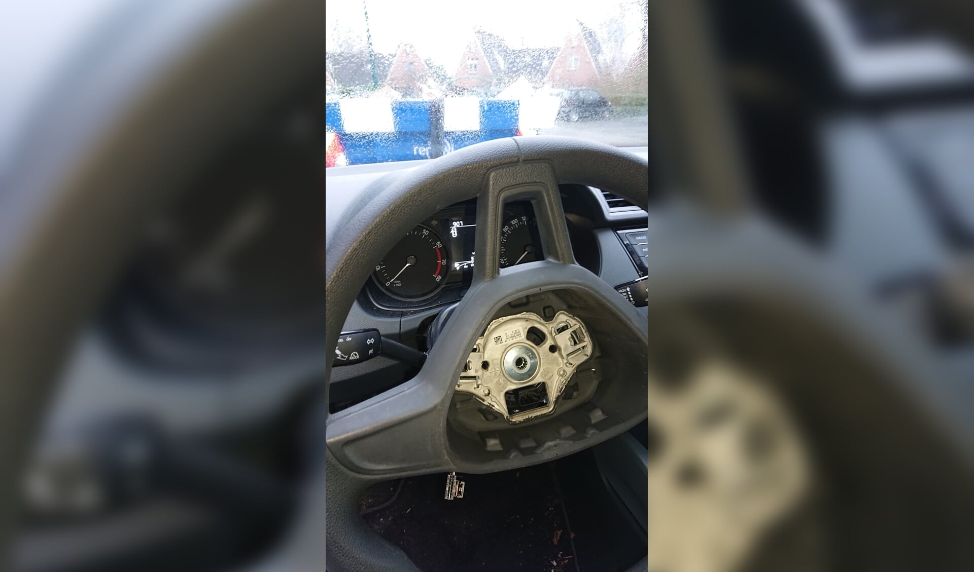Stuur waaruit de airbag is gestolen