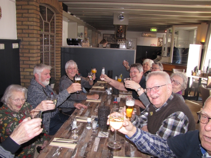 proosten op alie en toon