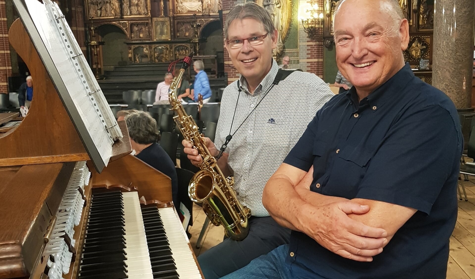 Het duo Organsax: Cees Verschoor (orgel) en Hans Boetje (saxofoon). 