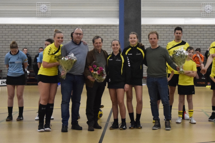KV Woudenberg feliciteert hoofdsponsor Perslucht Wilda BV.