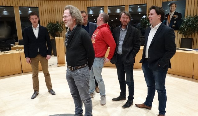 Op dot moment van de voorbespreking schaarden mensen zich achter een voorstel van Jos Soons - zo werden steeds wisselende posities ingenomen