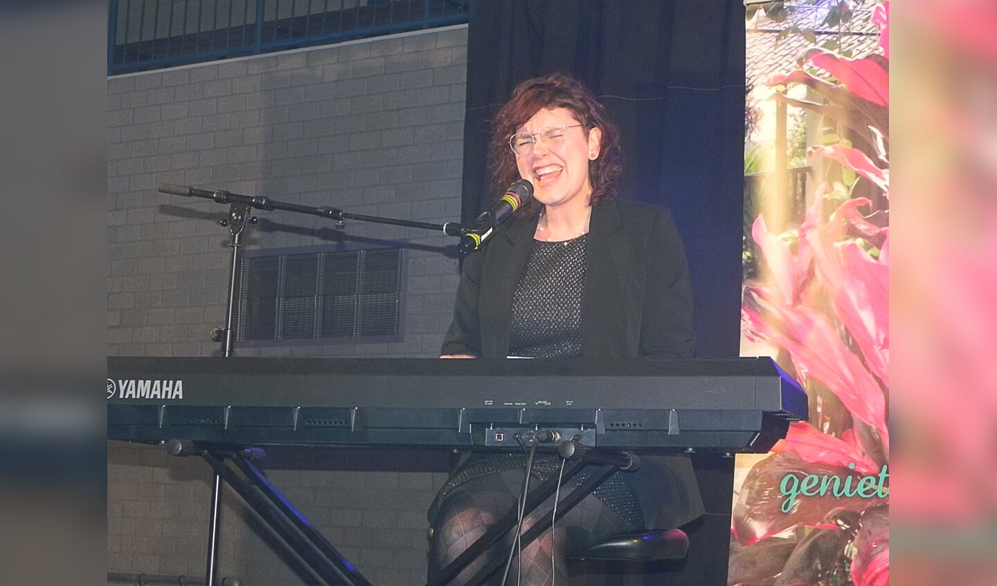 Sing-&songwriter Emily van Orsou had speciaal voor het Sportgala een lsong gecomponeerd.
