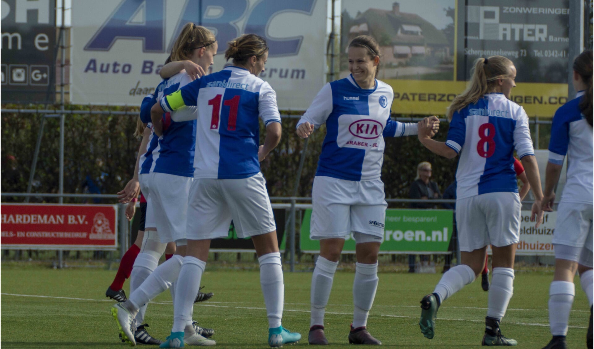 'Ik hoop dat steeds meer voetbalclubs de dames gaan waarderen. Ze mogen een voorbeeld nemen aan DTS.'