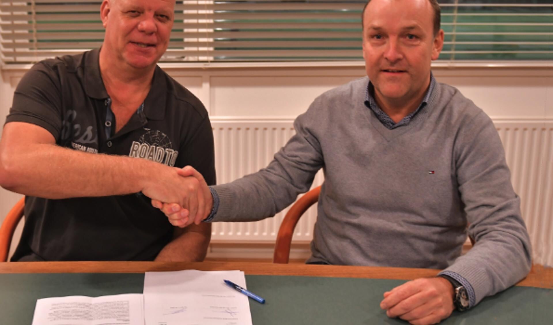 Edwin van Maas (links) wordt de nieuwe trainer van Amstelveen Heemraad.